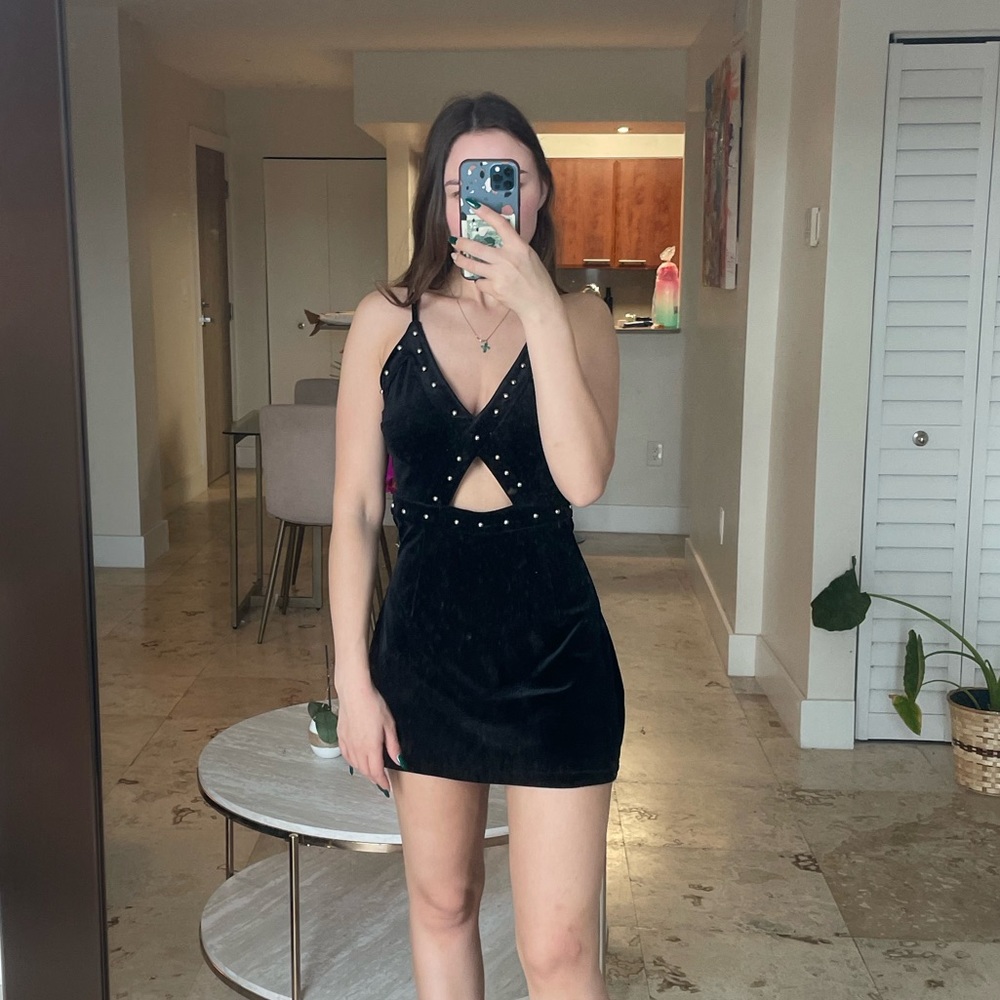 Garota Velvet black dress 🖤